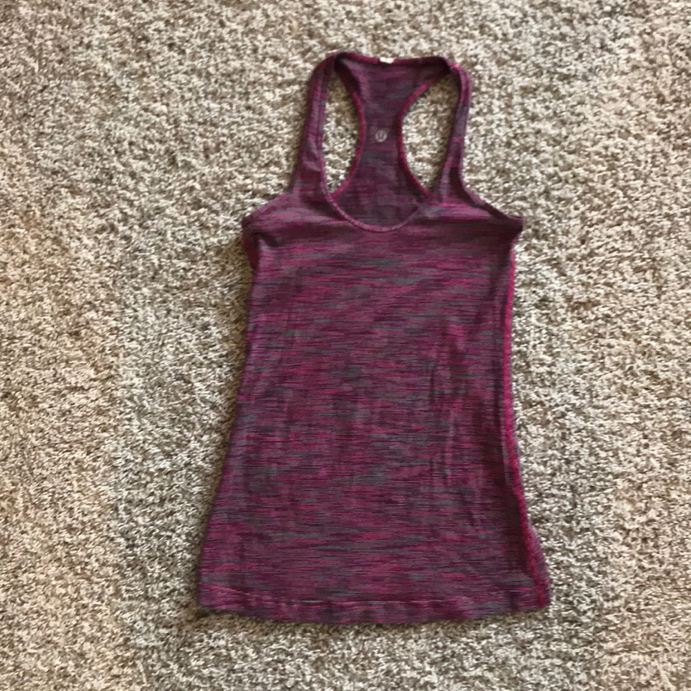Lululemon workout top